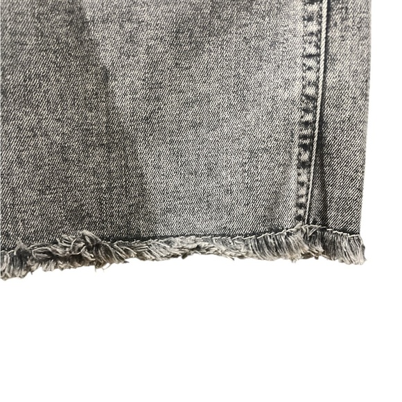 Light Gray Denim Jeans - Designed in Canada 🇨🇦  , size 28 - Picture 4 of 4